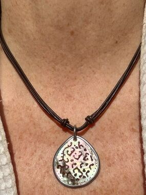 SILPADA Sterling Silver CARVED BLACK LIP SHELL Brown Leather Necklace~#N1446 18”